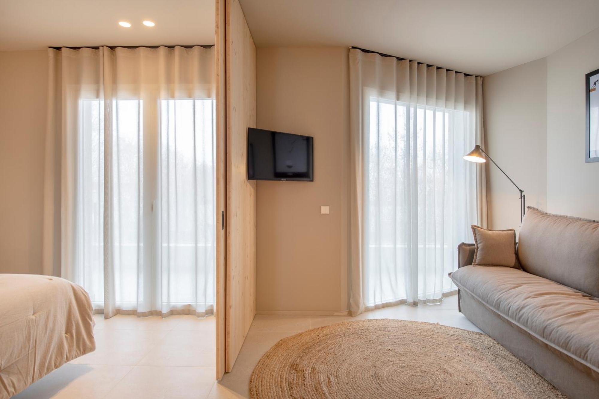 Apartaments La Carpa Баньолес Екстериор снимка