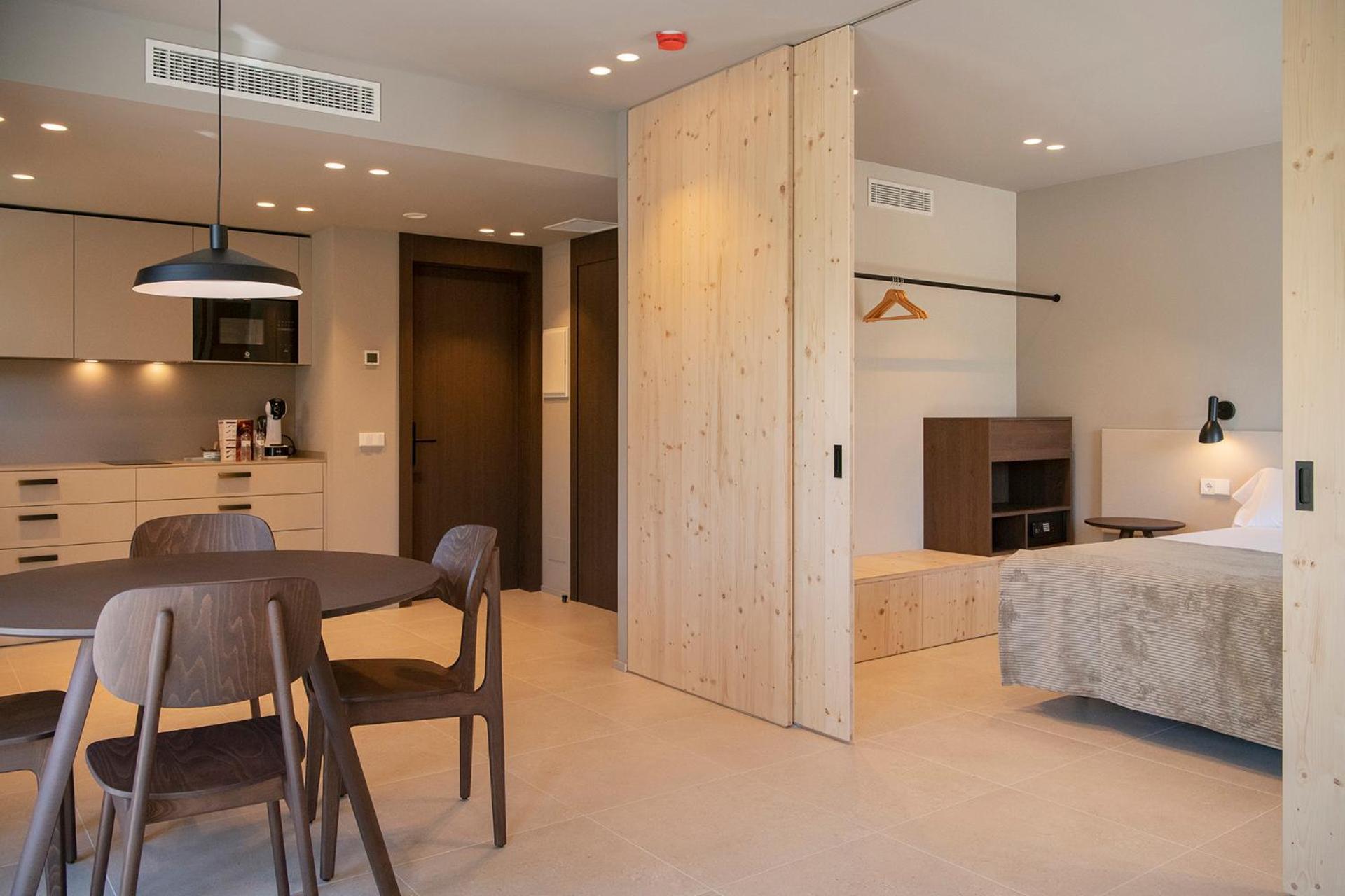 Apartaments La Carpa Баньолес Екстериор снимка